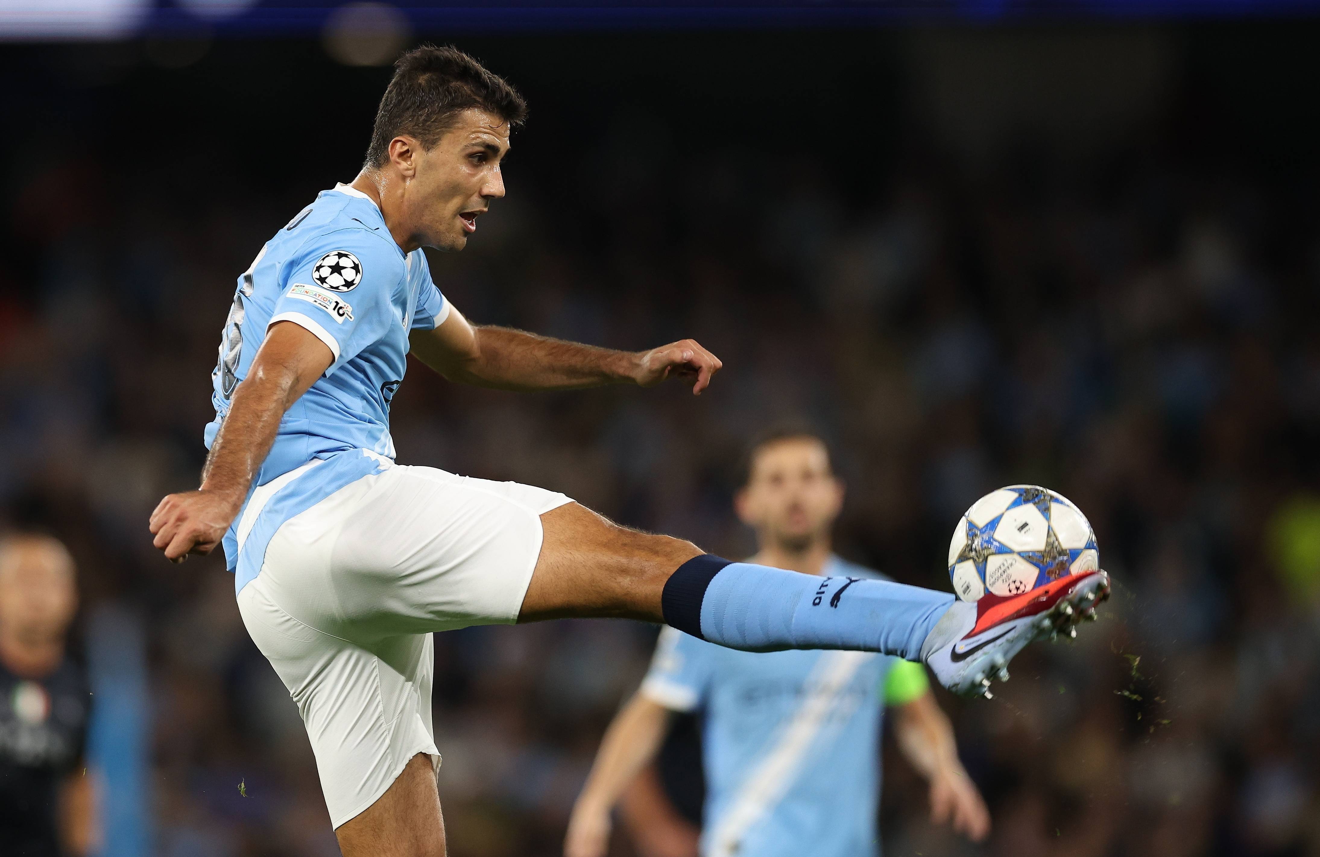 今晚曼城备战意甲，再遭质疑细节曝光，媒体盛赞，数据趋势出现新变化(最后的15本挑战怎么过)