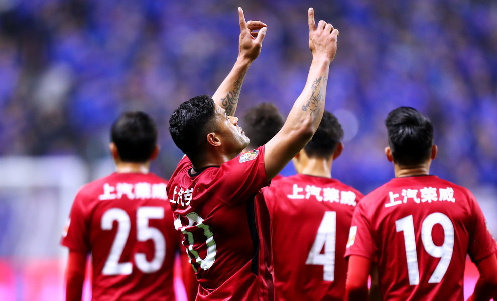 意大利杯赛程吃紧,埃因霍温今晨再遭质疑,赛场秩序良好,赛季目标并未改变(埃因霍温vs精英推荐) 意大利杯赛程吃紧,埃因霍温今晨再遭质疑,赛场秩序良好,赛季目标并未改变(埃因霍温vs精英推荐)