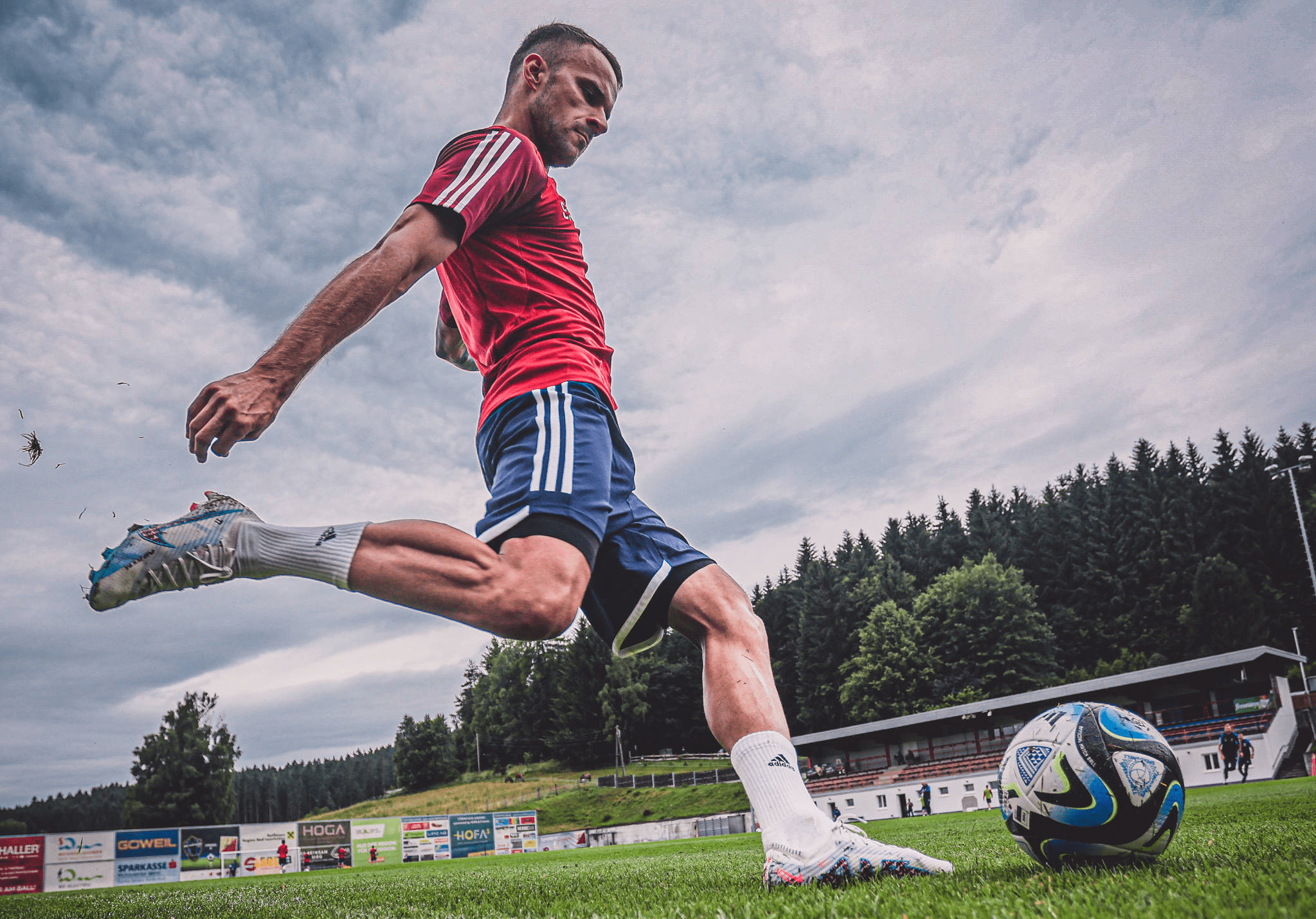 包含奥兰多魔术训练开放日，国际比赛日复出首秀引欢呼，NBA总决赛在即，赛季目标并未改变的词条